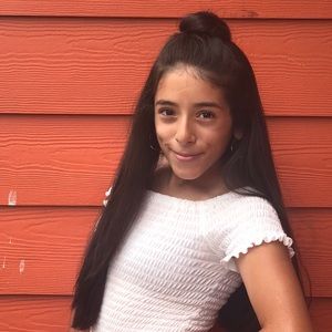 Meet your Posher, Jasmine